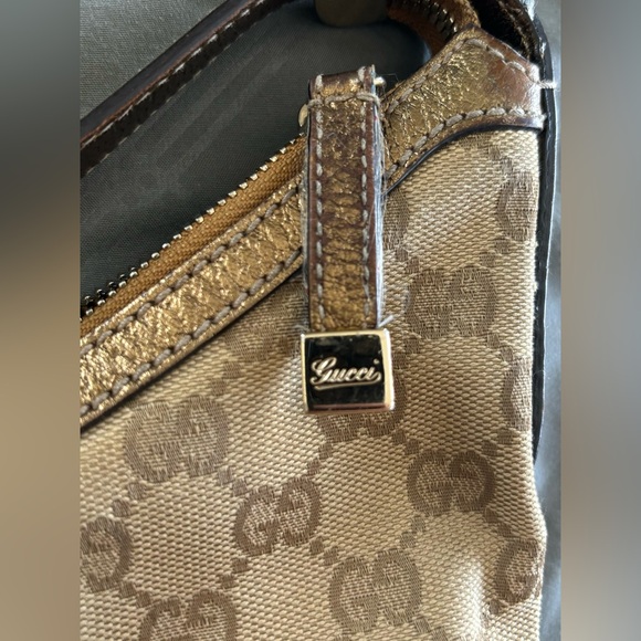 GUCCI Gold GG Pattern Canvas Shoulder Bag Authentic Gucci Link Inside Lining - Picture 6 of 11